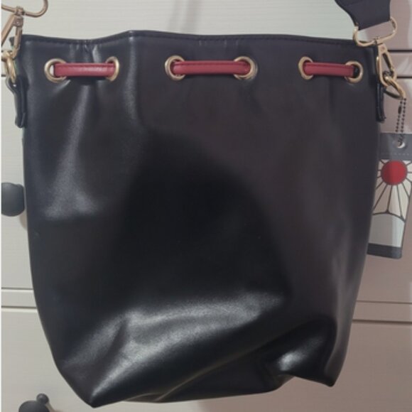 Demon Slayer: Kimetsu No Yaiba Tanjiro Bucket Bag | Hot Topic Limited Edition - Picture 4 of 7